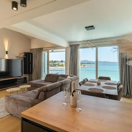 Dedaj - Penthouse Arben Zara