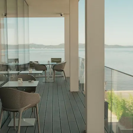 Dedaj - Penthouse Arben *