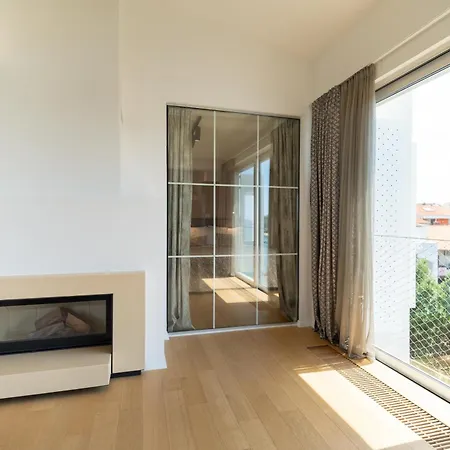 Dedaj - Penthouse Arben *