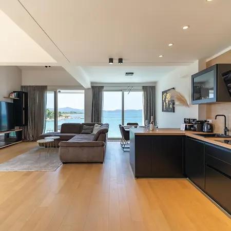 Dedaj - Penthouse Arben * Zadar